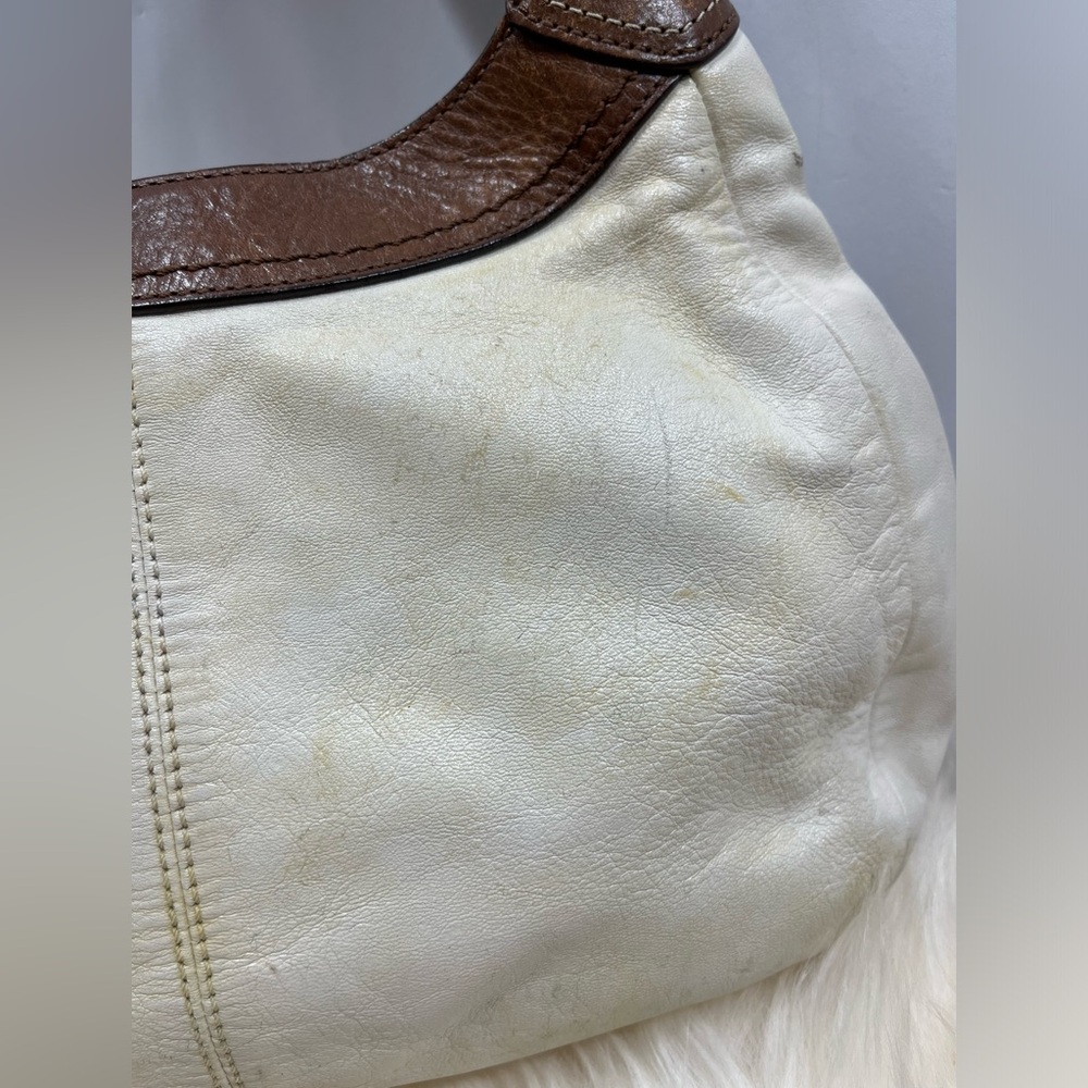 Coach Leather White Hobo Shoulder Bag Brown Trim and front Buckle - Picture 12 of 17